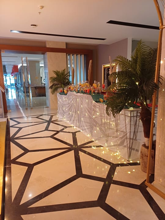 Gastro Side Sunport Hotel & Spa