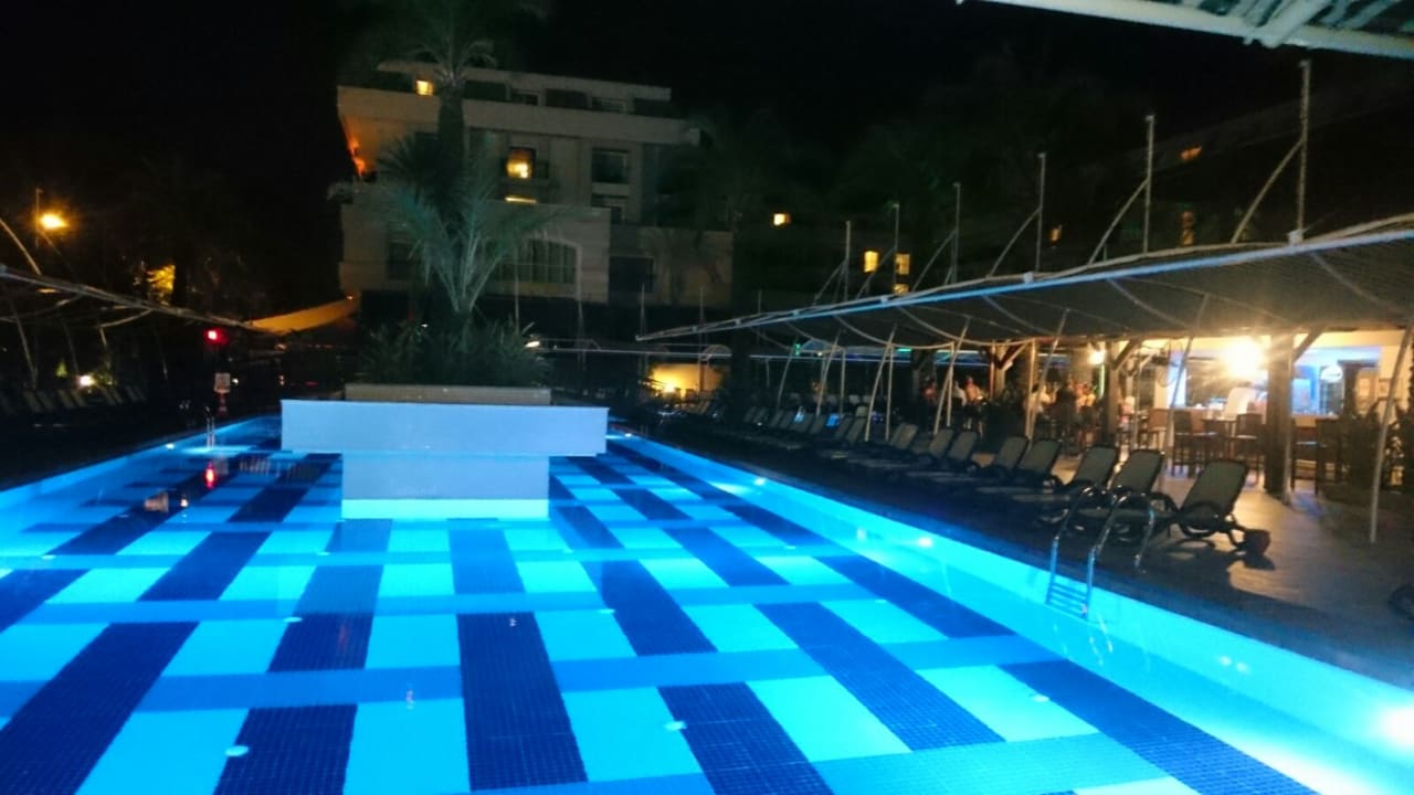 Pool Crystal De Luxe Comfort Collection