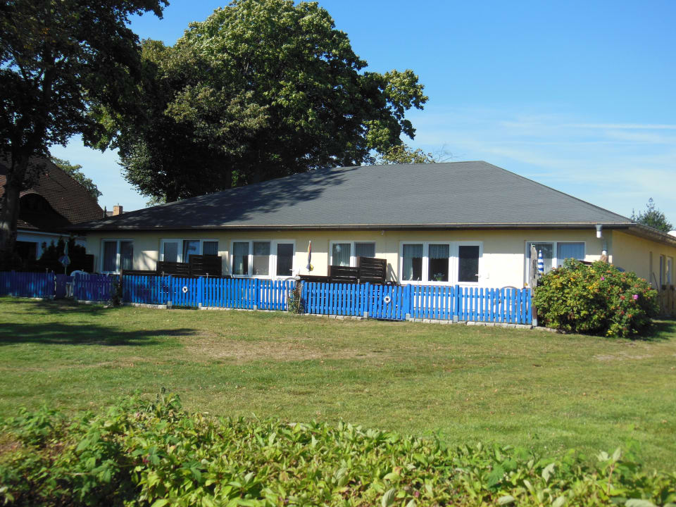 Außenansicht Ferienwohnungen Piratennest Born