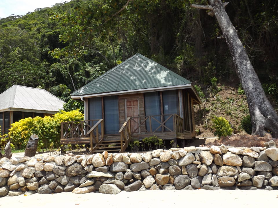 Bure Maleenga Resort