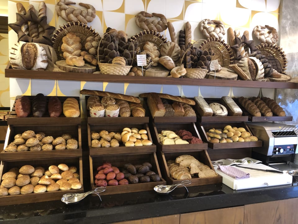 Gastro Xanadu Resort Hotel