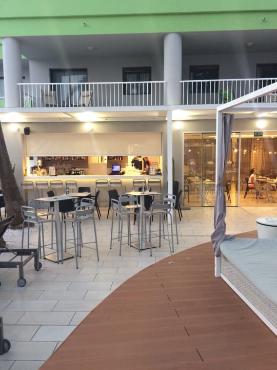 Restaurant Hotel LIVVO Anamar Suites