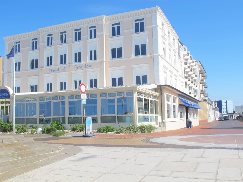 Hotel von der Promenade Strandhotel Georgshöhe