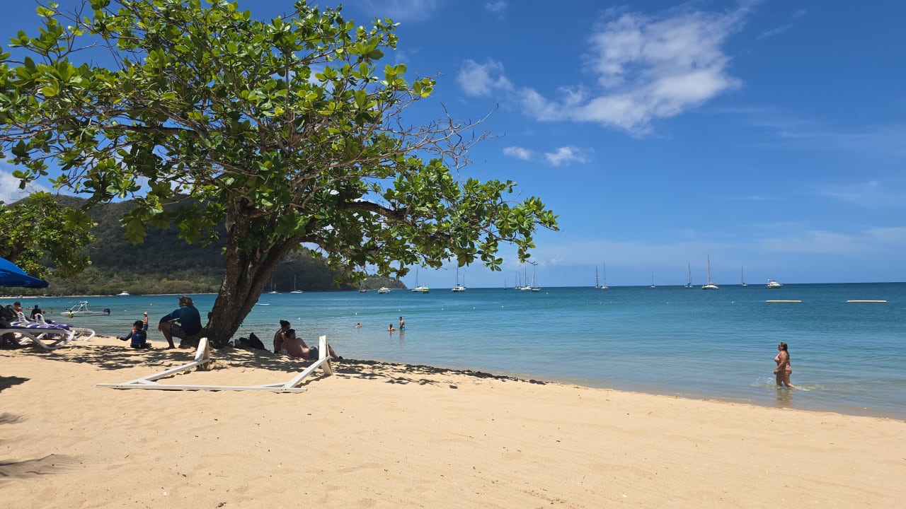Außenansicht Bay Gardens Beach Resort
