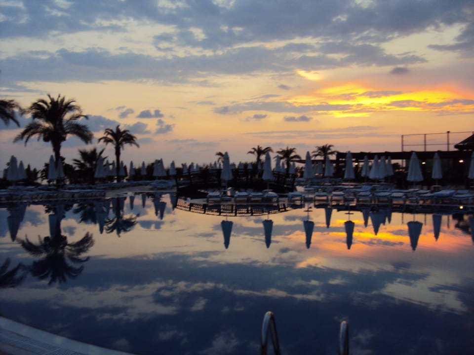 Meerwasserpool Long Beach Alanya