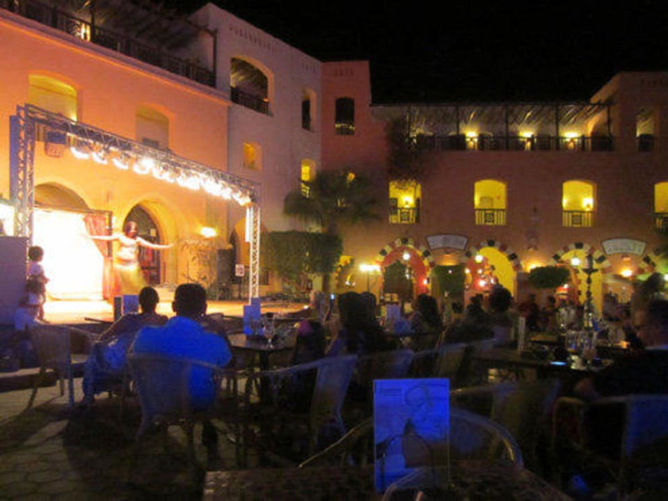 Im Zentrum der Hotelanlage. Jaz Makadi Saraya Resort