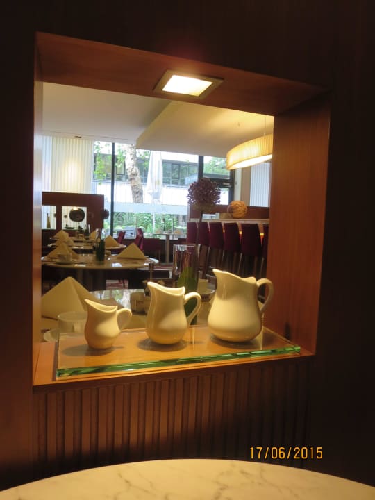 Restaunrant-Blick(e)  Hotel Mondial am Dom Cologne- MGallery