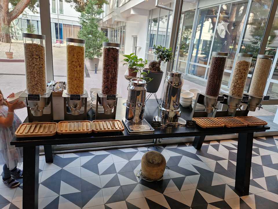 Gastro Falkensteiner Club Funimation Borik