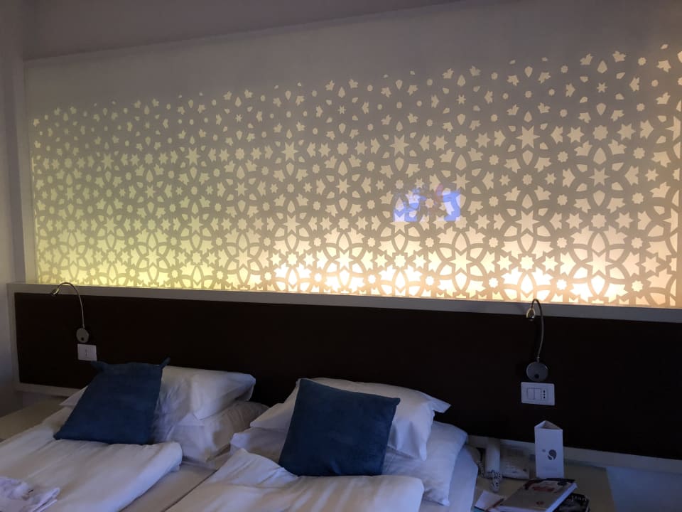 Zimmer ROBINSON SOMA BAY