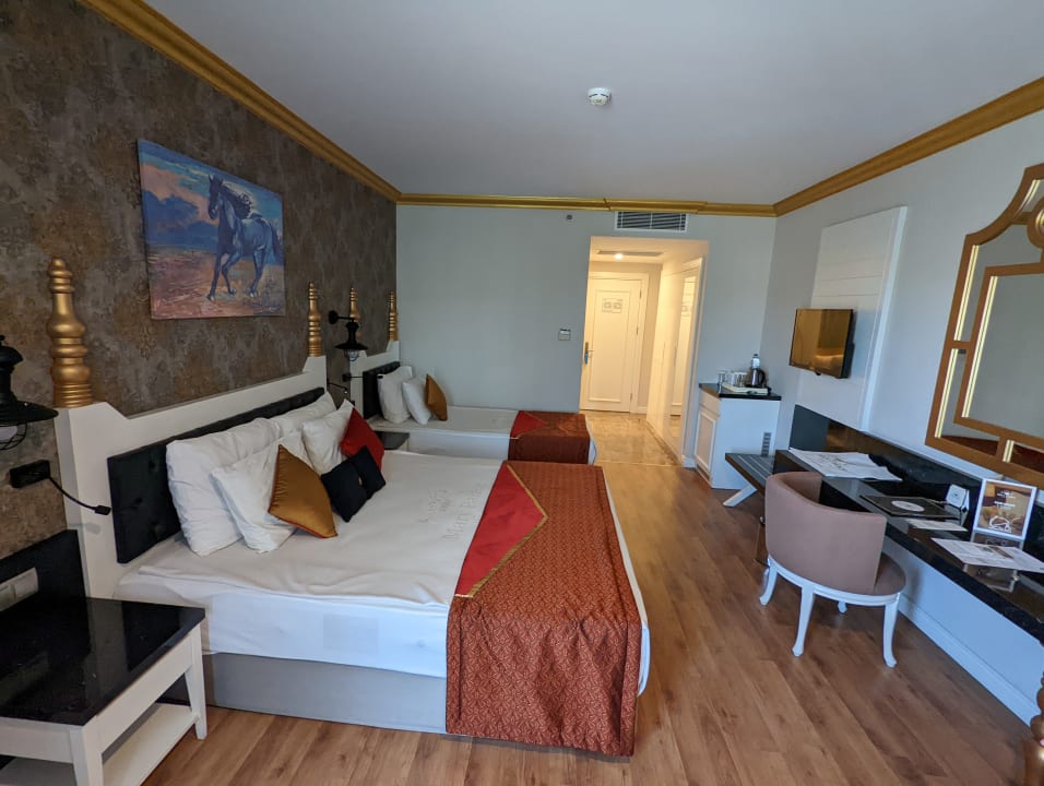 Zimmer Mary Hotel Side