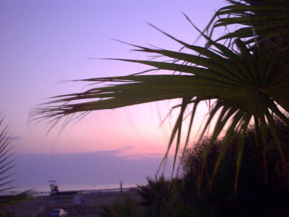 Sonnenuntergang Club Grand Side