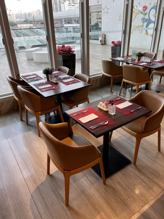 Gastro Hotel Cozi Resort