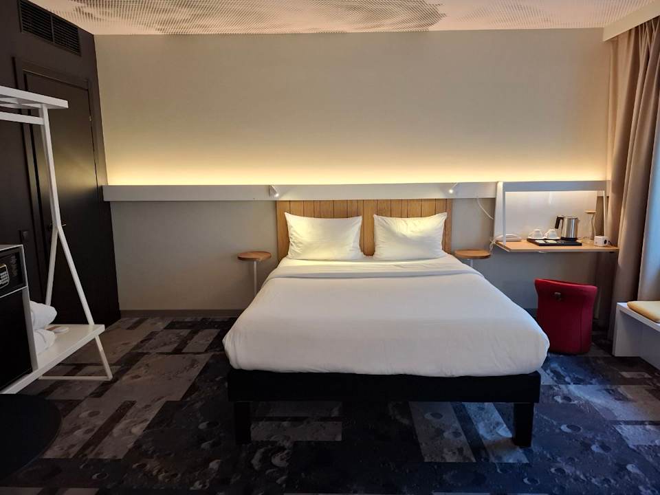 Zimmer ibis Lviv Center