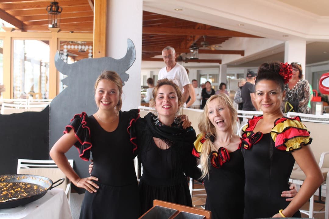 Die Girls von der Animation Hotel Riu Paraiso Lanzarote