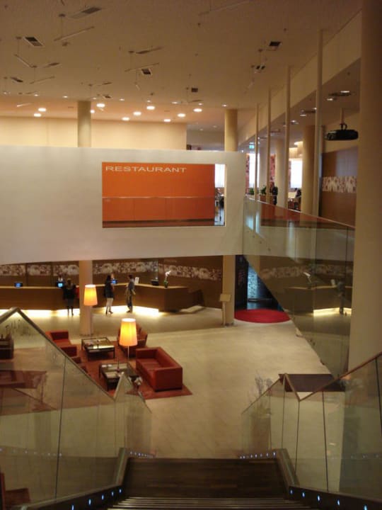 Eingangsbereich Austria Trend Hotel Savoyen Vienna