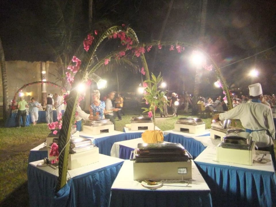 Speisen Neptune Village Beach Resort & Spa