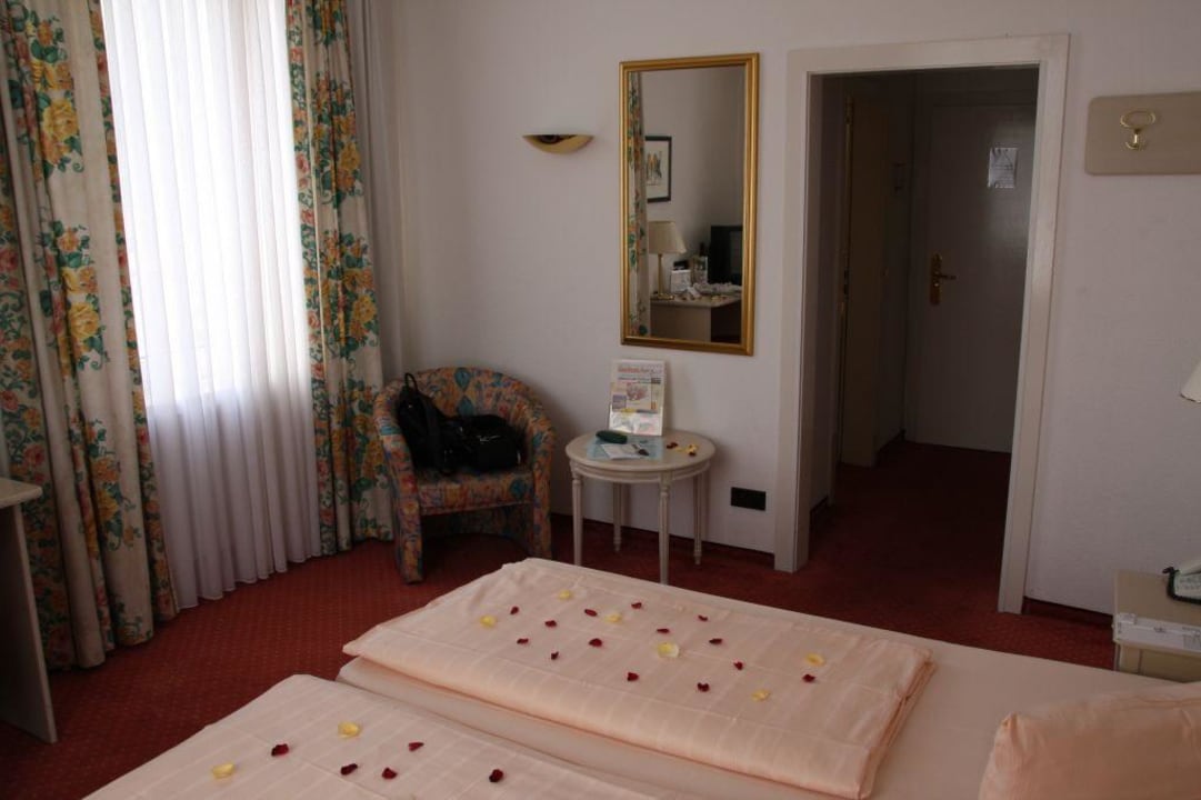 Zimmer  Kurpark-Hotel Bad Dürkheim