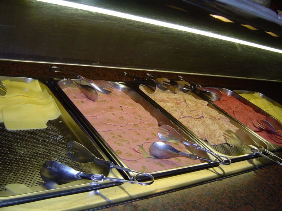 Immer gleich. Frühstück Relaxia Lanzasur Club