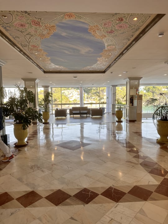 Lobby Grupotel Playa Camp de Mar