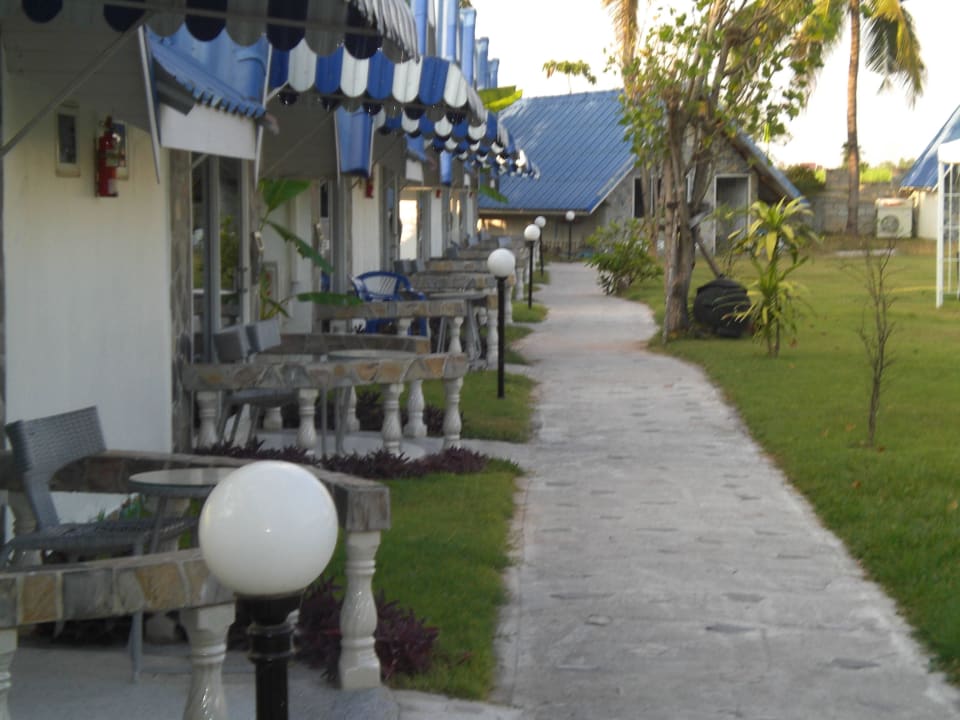 Seitliche Bungalows Castle Howchow Beach Resort Hotel