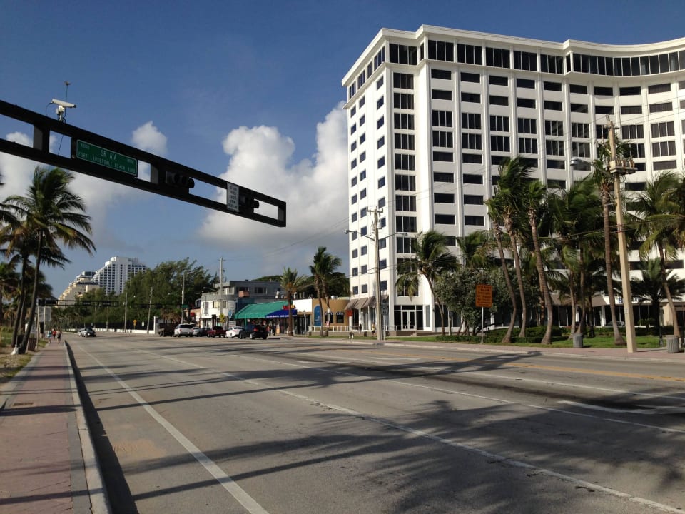 B Ocean Fort Lauderdale, von vorne  Sonesta Fort Lauderdale