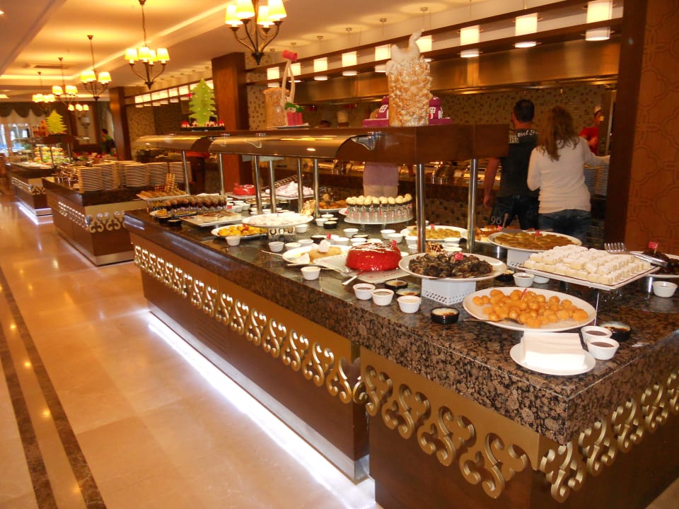 Lecker essen  Dream World Resort & Spa