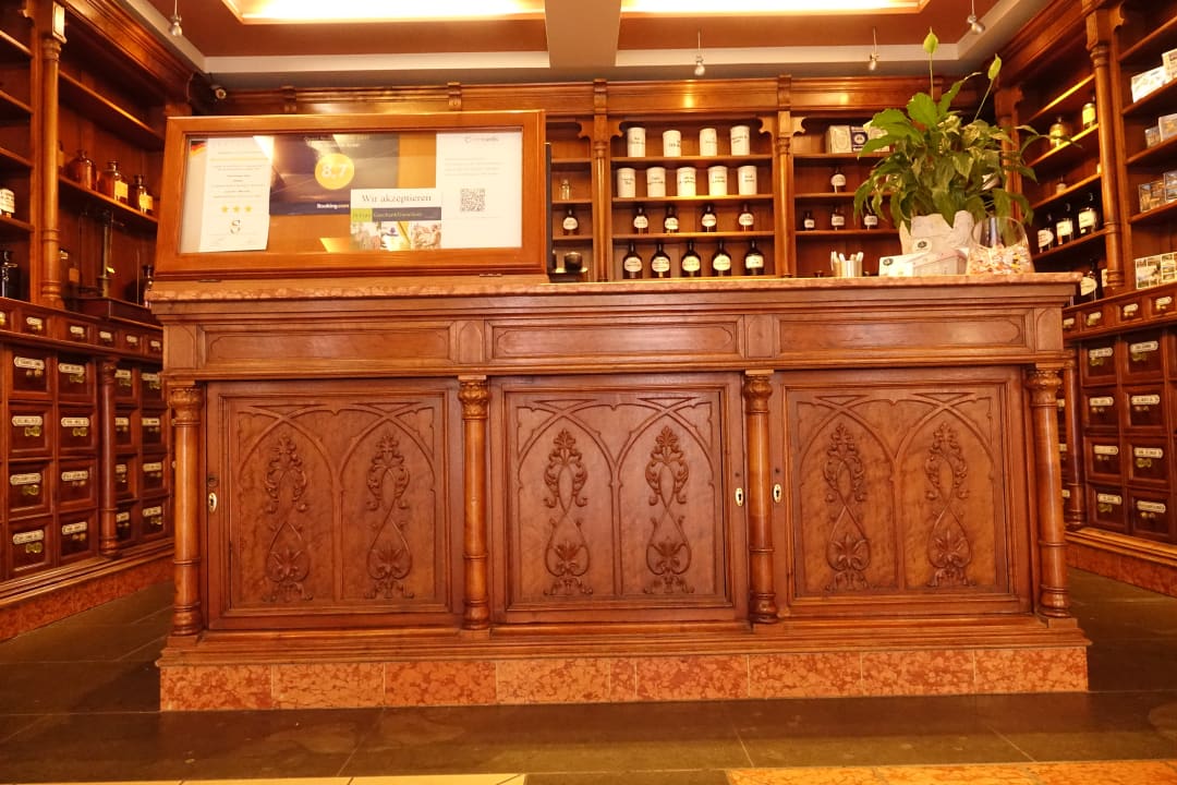 Desk der Rezeption Hotel Goldener Anker