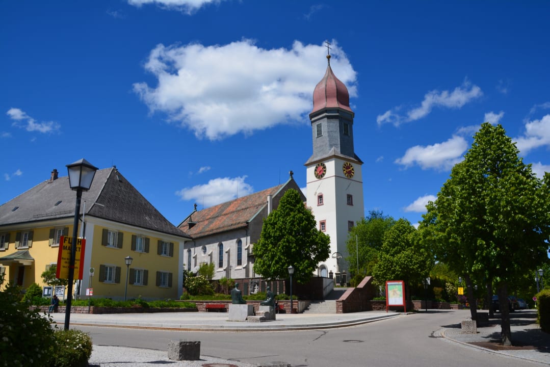 Katholische Kirche Zentrum Portens Fernblick