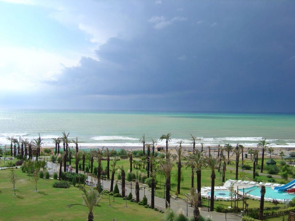 Gewitterfront Trendy Aspendos Beach Hotel