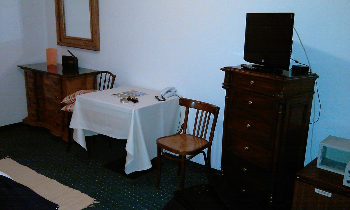 Wers mag... alte Schränke Hotel Mariahilf