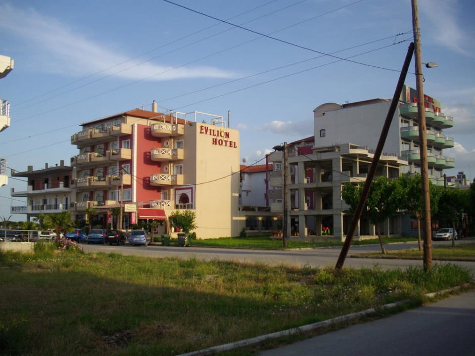 Die 3 Hotel's mit Baustelle Stilvi Evilion Sea & Sun Hotel