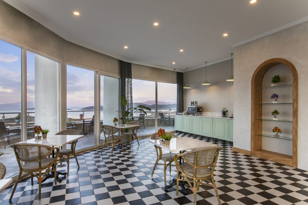 Gastro Holiday Inn Resort Bodrum