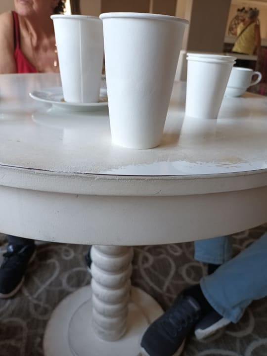 Gastro Serenis Hotel