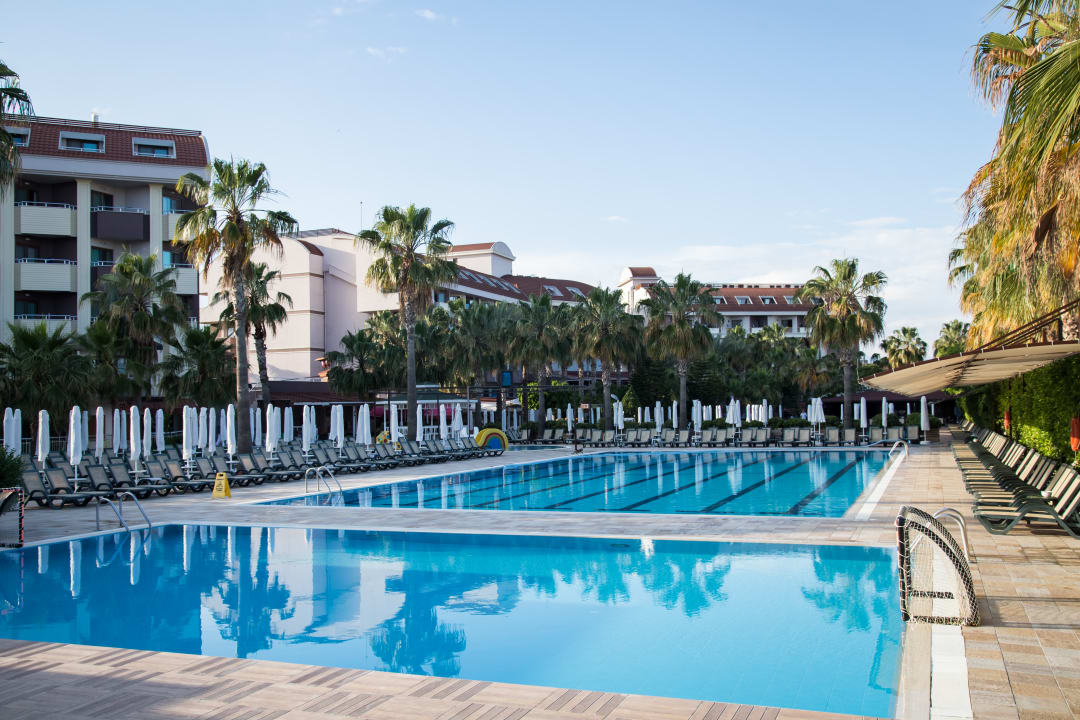 Pool Hane Family Resort