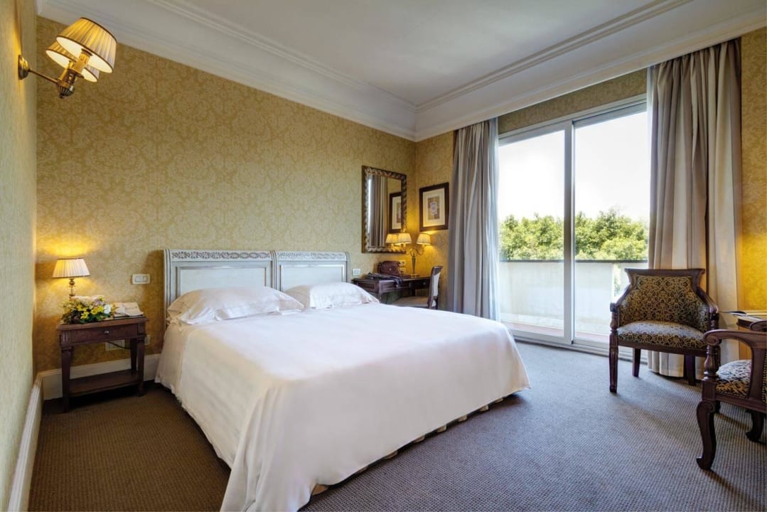 Guest Room Mercure Catania Excelsior