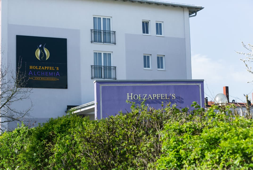 Außenansicht Hotel Holzapfel