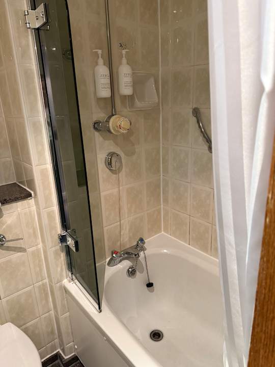 Zimmer The Tower - A Guoman Hotel