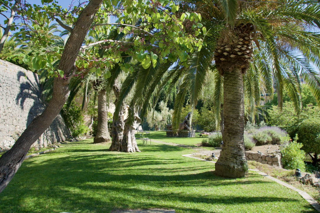 Gartenanlage Hotel Es Port
