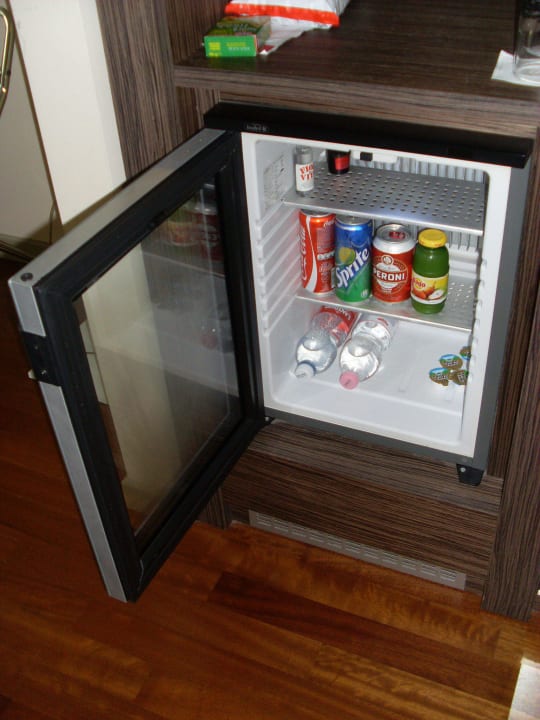 Minibar Hotel Ramada Plaza Milano