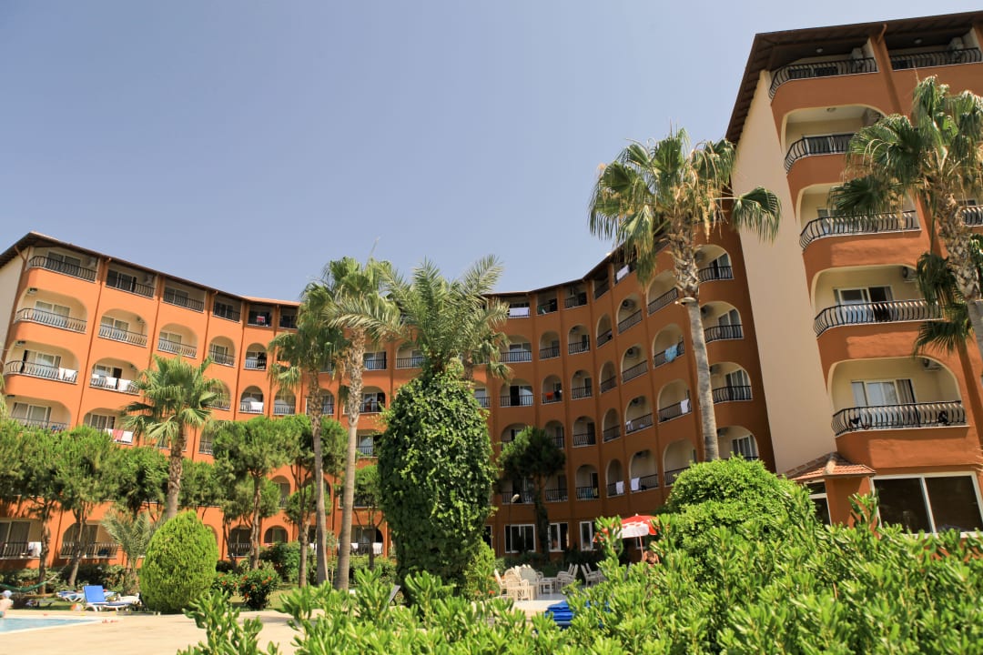 Hotel Back with calm pool Club Turtas Beach Hotel