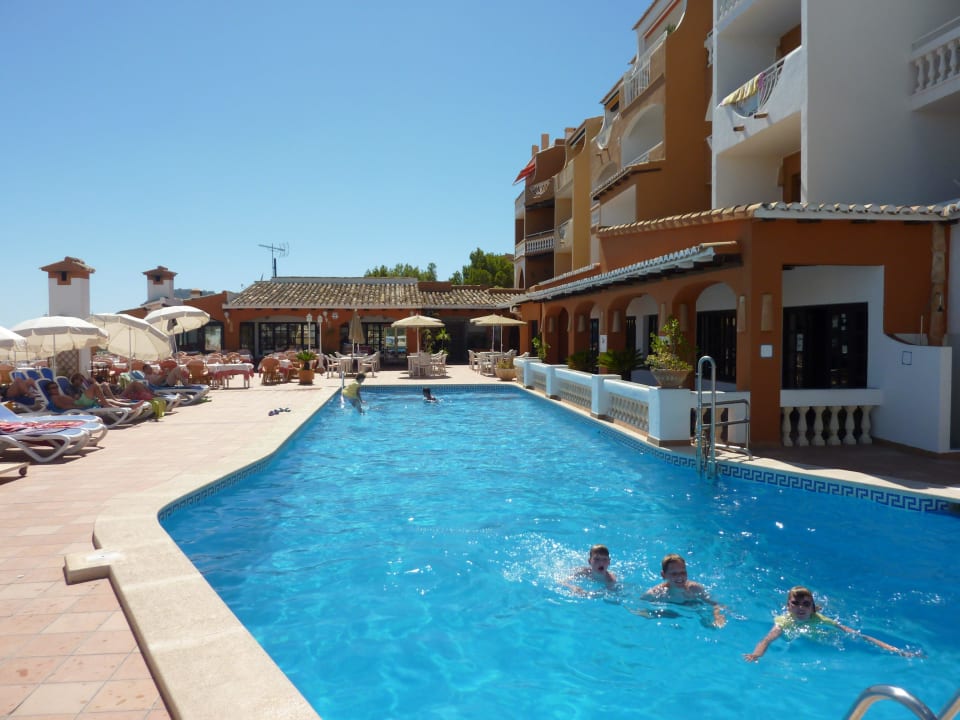 Kleine Poolanlage Hotel Aldea Cala Fornells 2