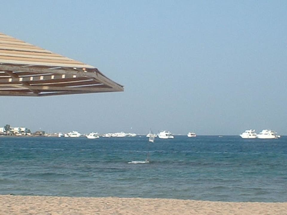 Blick von der Strandliege Menaville Safaga