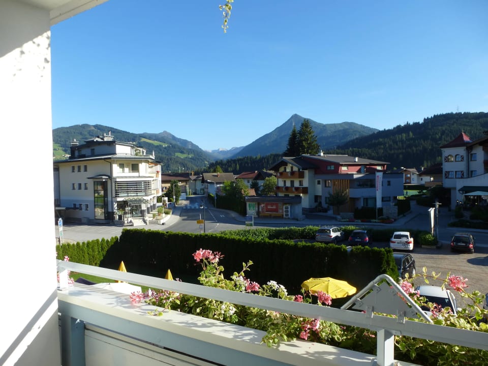 Unser Blick vom Balkon zur Stadt Hotel Brückenwirt
