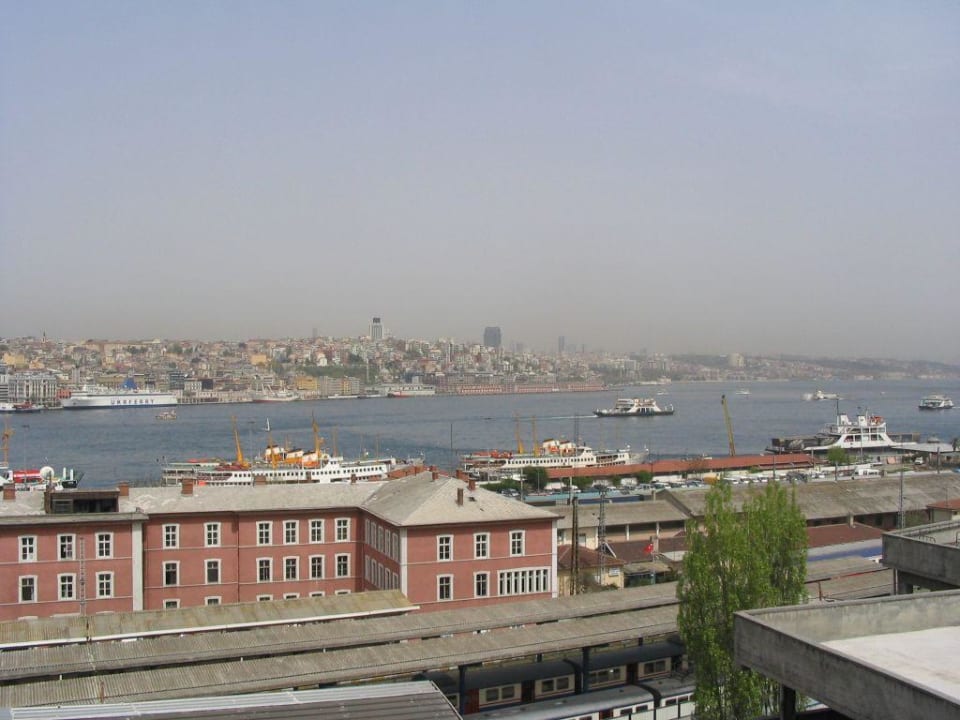 DachBlick auf Bosporus Orka Royal Hotel & Spa
