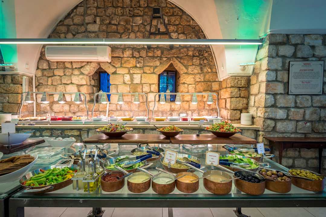 Gastro Ruth Safed Hotel