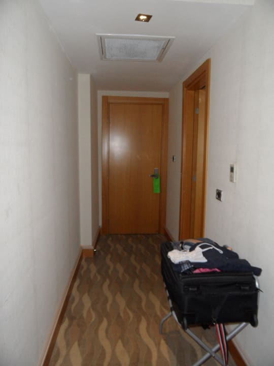 Eingang Hotel Husa Vizon