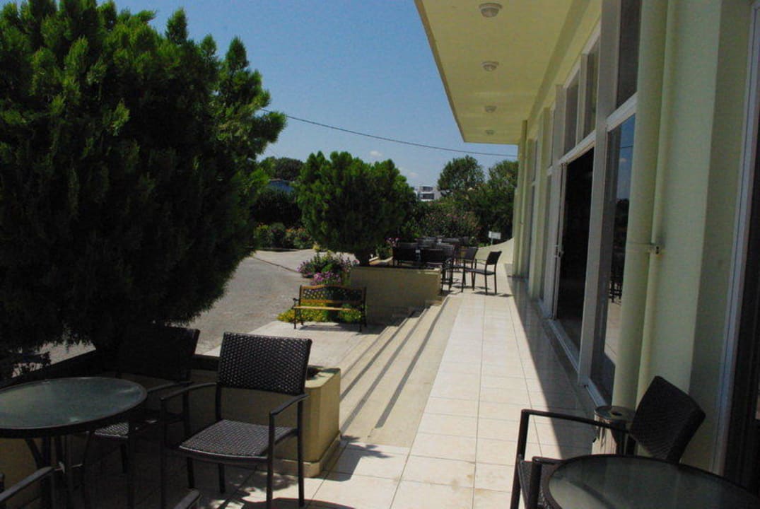 Wejście do hotelu Hotel Princess Flora