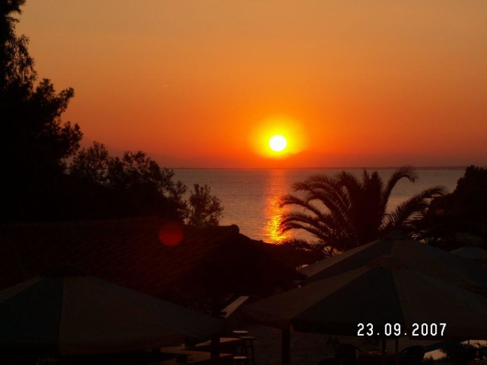 Noch ein Sonnenuntergang Blue Dolphin Resort Hotel
