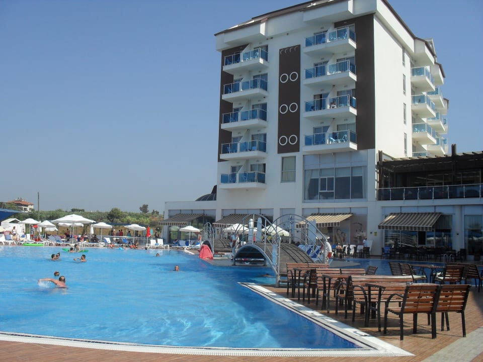 Eines der beiden Häuser Cenger Beach Resort & Spa