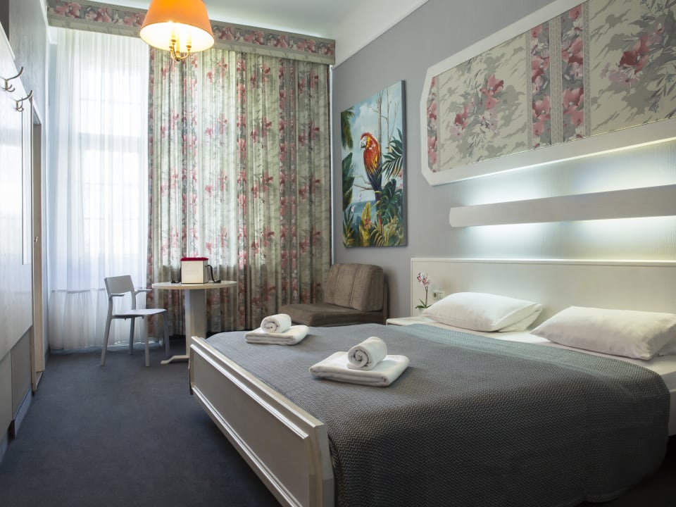Zimmer Hotel Wittelsbach am Kurfürstendamm